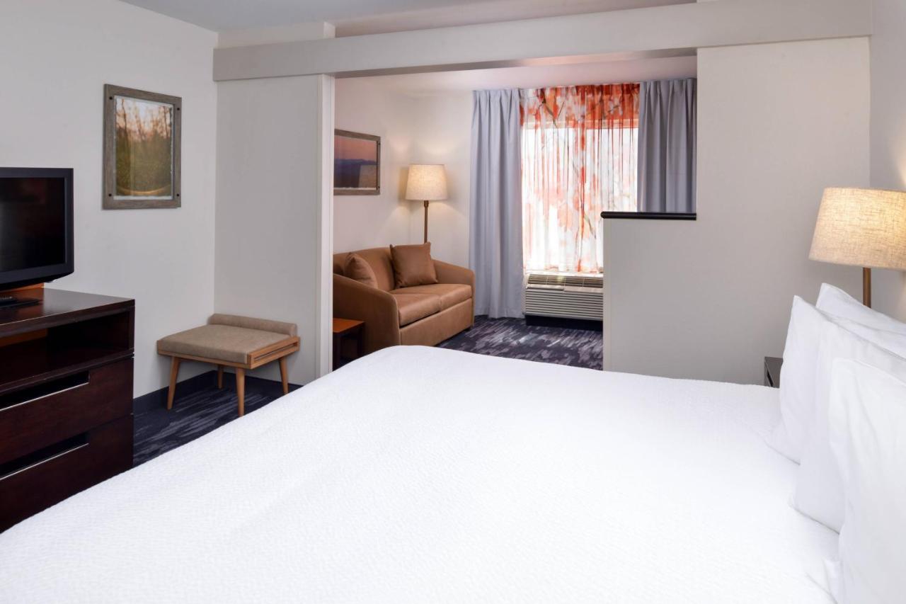 Fairfield Inn & Suites By Marriott Cedar Rapids Buitenkant foto