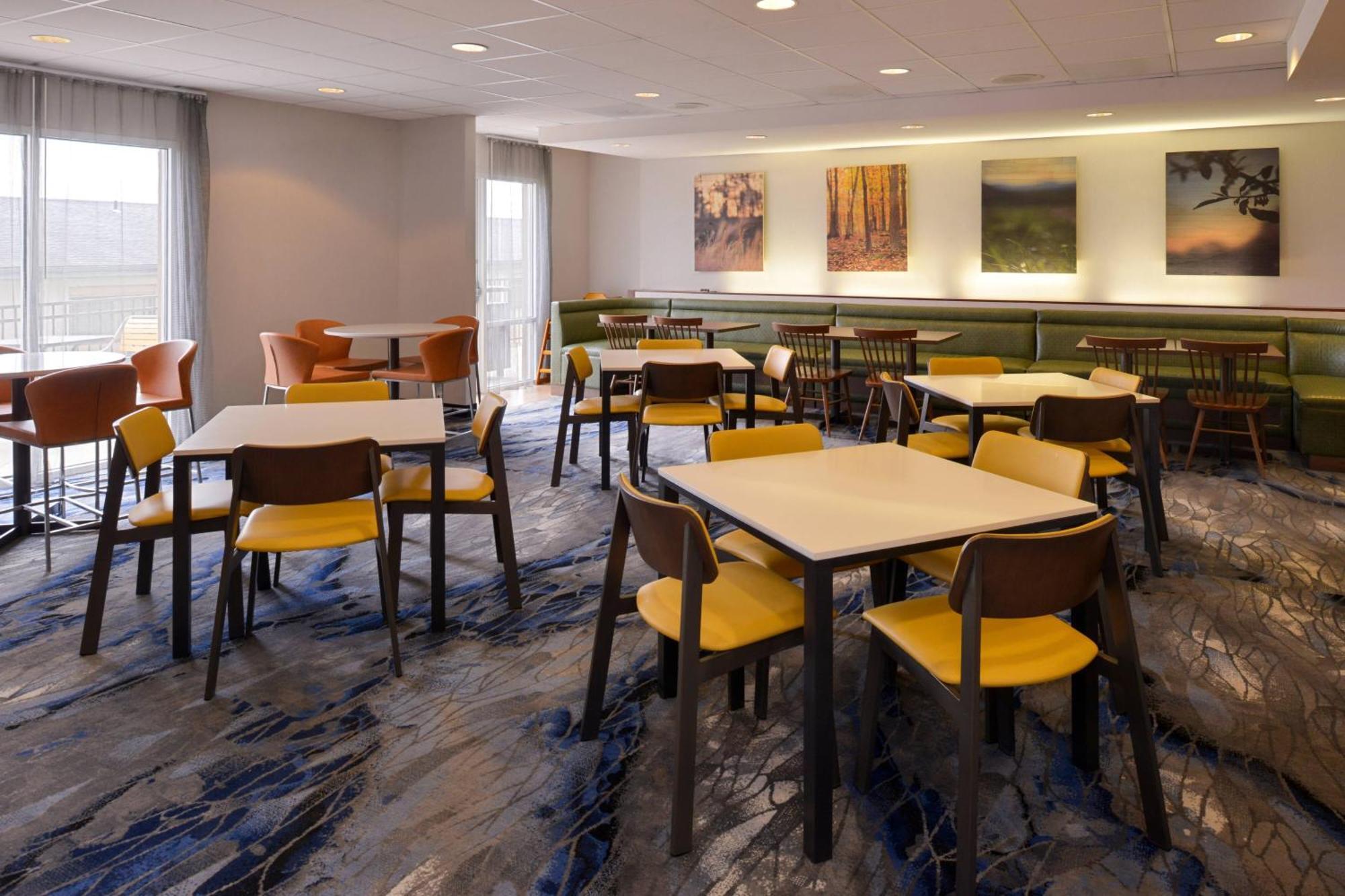 Fairfield Inn & Suites By Marriott Cedar Rapids Buitenkant foto