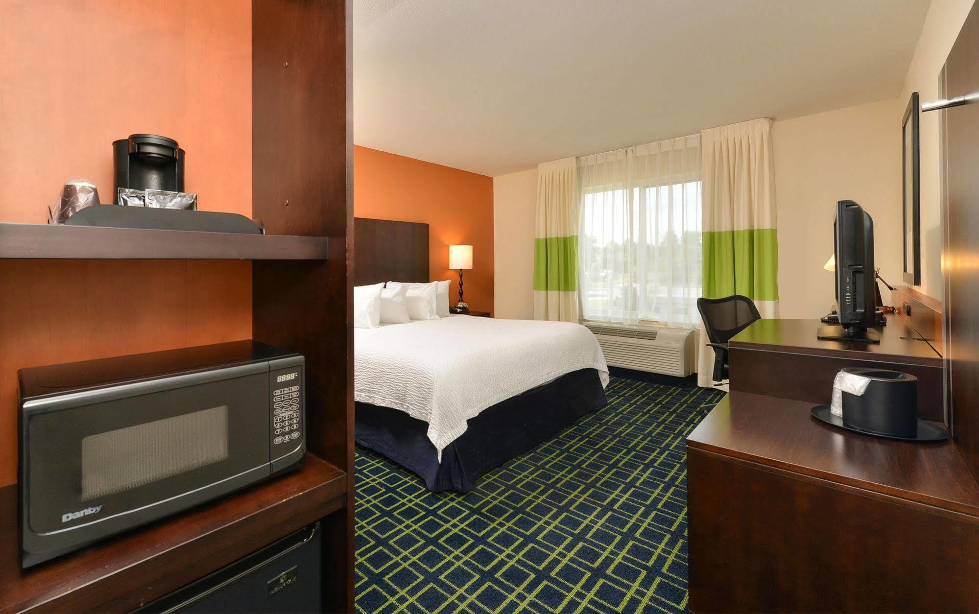 Fairfield Inn & Suites By Marriott Cedar Rapids Buitenkant foto